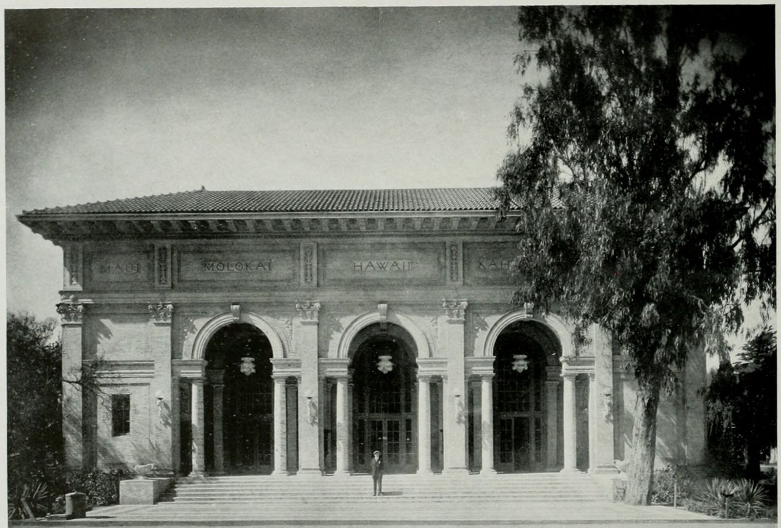 The Argentine building